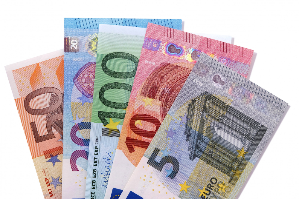 Plusieurs billets en eventaille.